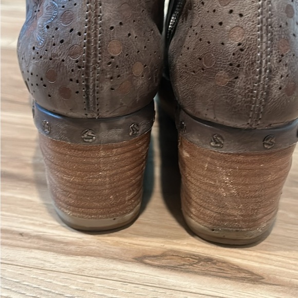 AS98 Savina SZ41 - Picture 5 of 5